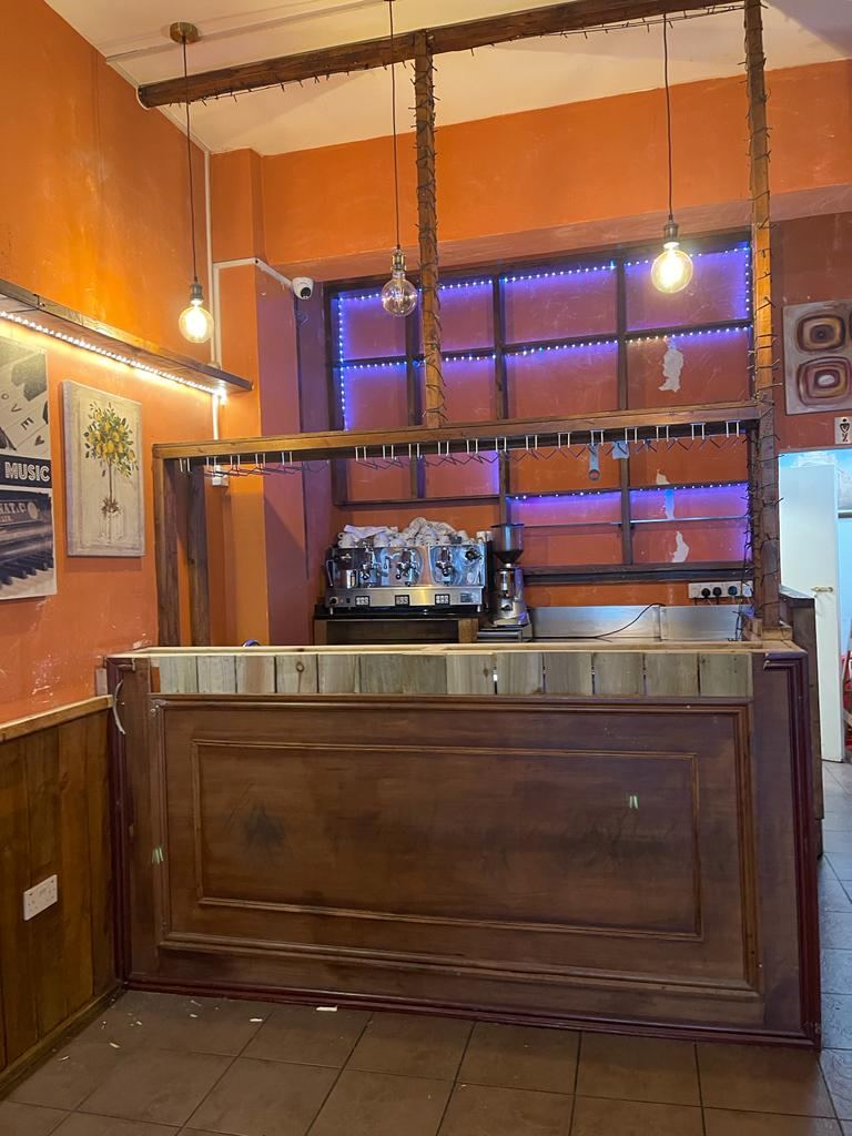 Bella Roma before the works, view 1