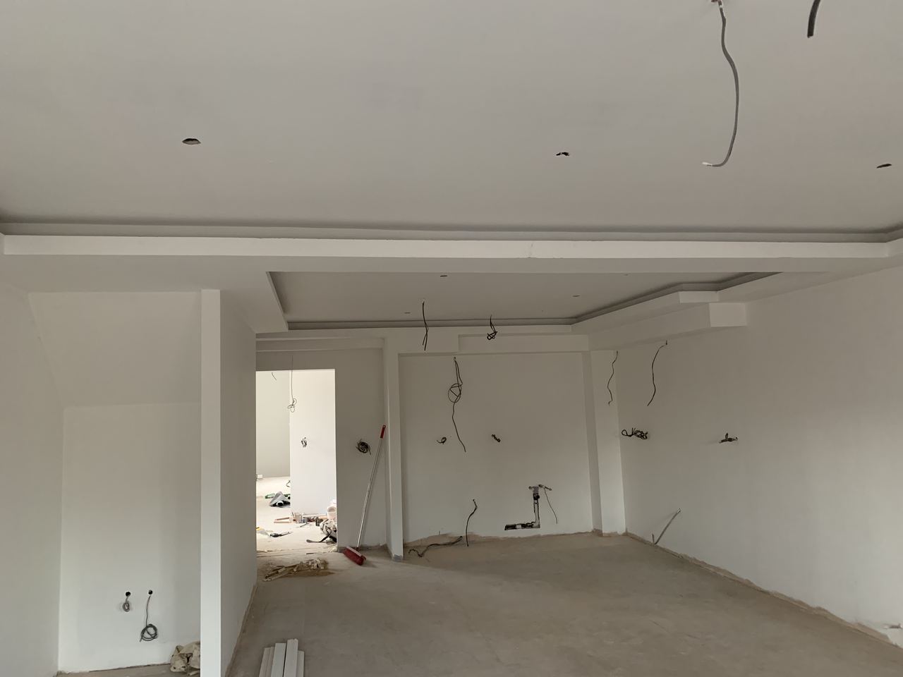 First-fix electrics through plastered rooms